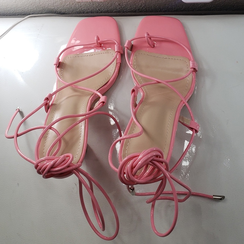 Cross strap thong heels